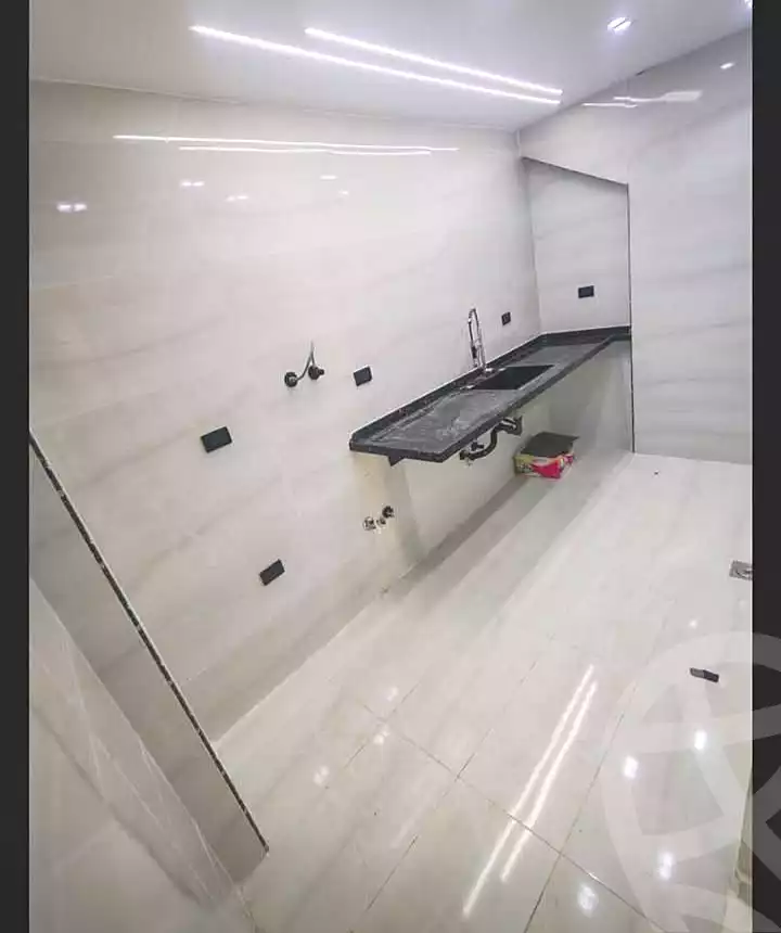 https://aqarmap.com.eg/en/listing/7010989-for-sale-alexandria-al-agamy-el-hanouvel-trablose-st