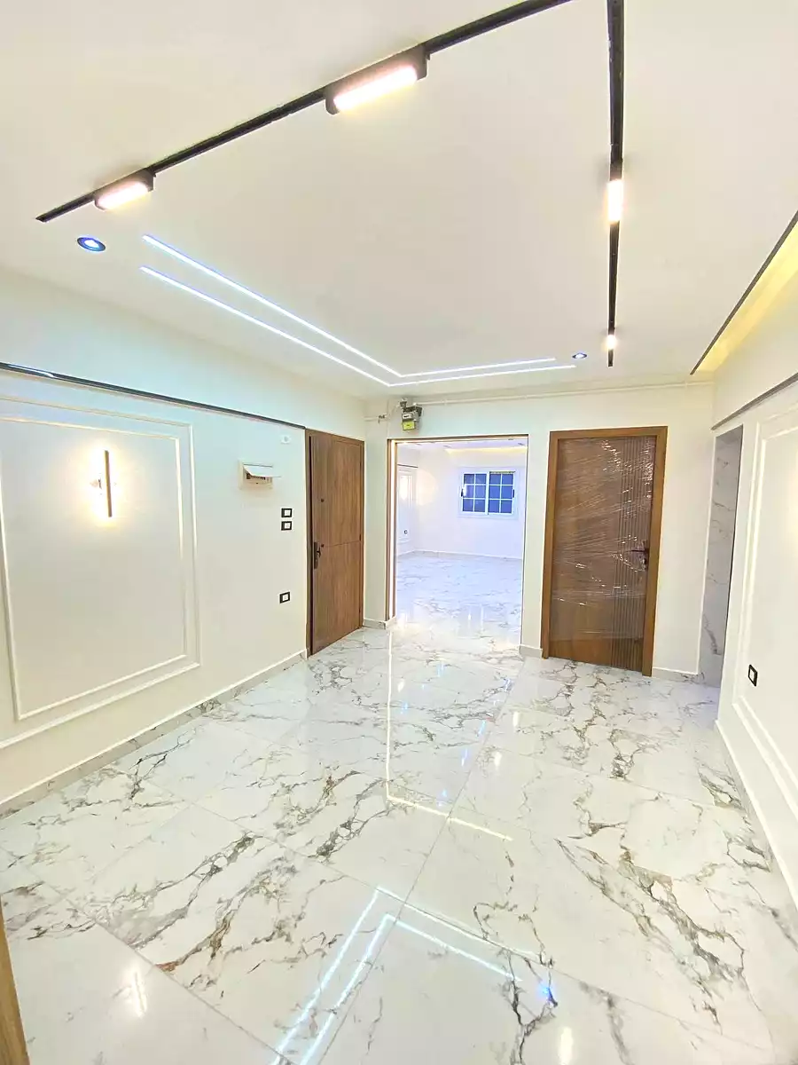 https://aqarmap.com.eg/ar/listing/7010909-for-sale-alexandria-al-agamy-lbytsh-sabrin-st