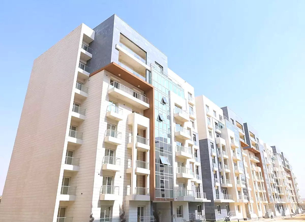 https://aqarmap.com.eg/ar/listing/7011537-for-sale-cairo-new-administrative-capital-r7-oia