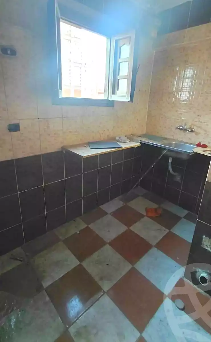 https://aqarmap.com.eg/ar/listing/7011932-for-sale-alexandria-sydy-bshr-shr-mlk-hfny