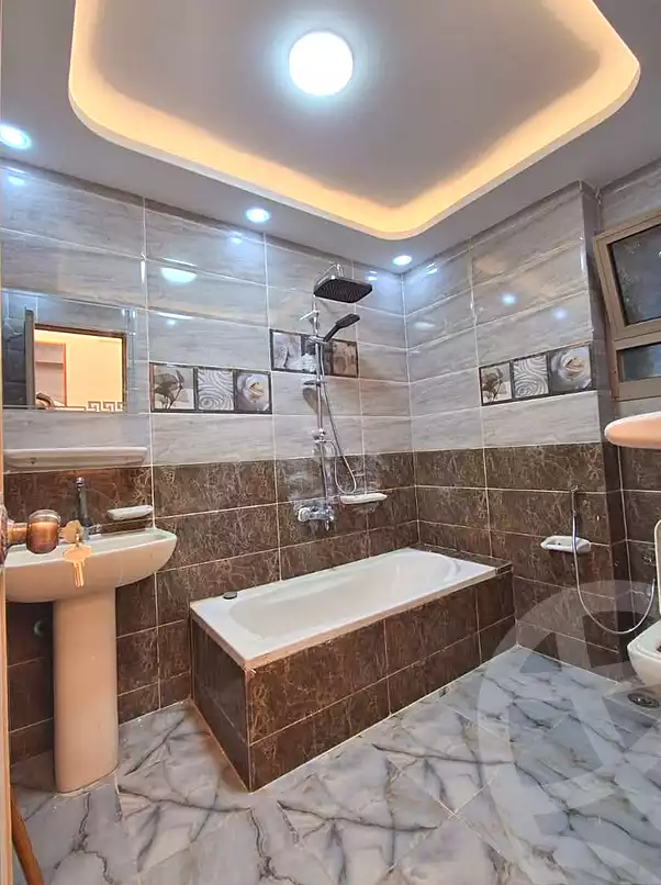 https://aqarmap.com.eg/ar/listing/7012001-for-sale-alexandria-al-agamy-el-hanouvel-kasr-al-quiri-st-1