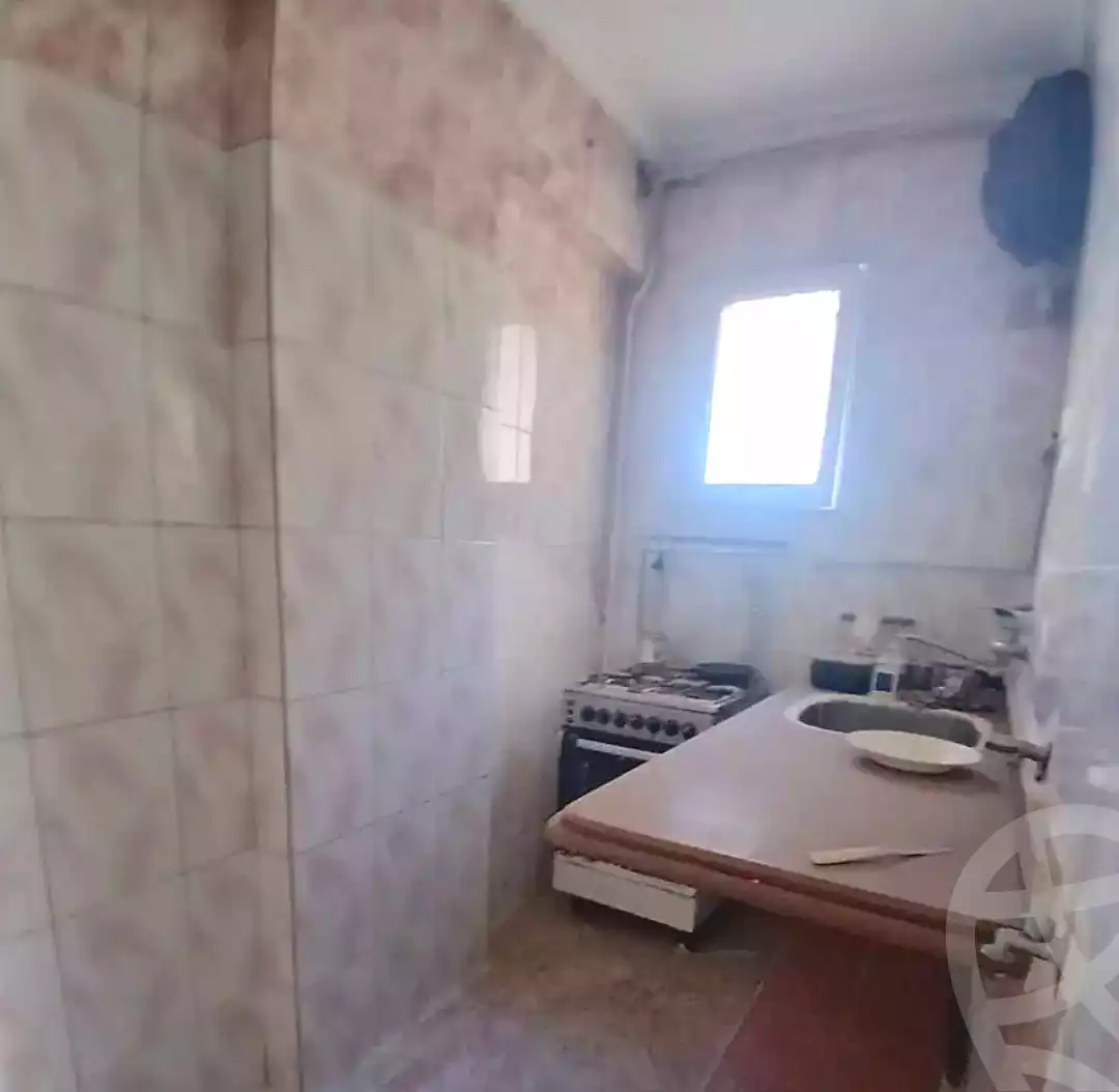 https://aqarmap.com.eg/en/listing/7012224-for-sale-alexandria-el-asafra-salman-el-farsi-st
