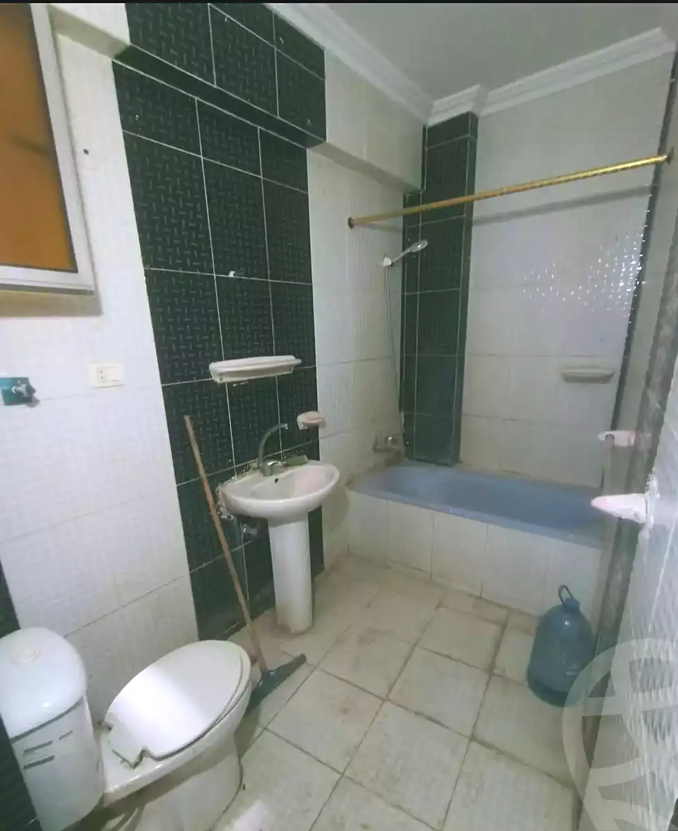https://aqarmap.com.eg/ar/listing/7012275-for-sale-alexandria-lsywf-el-falki