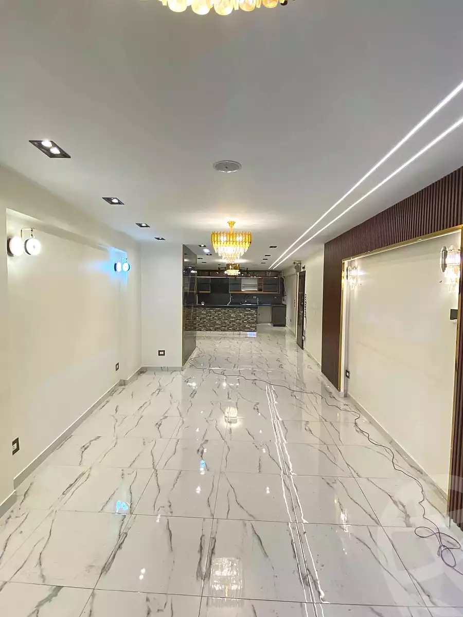 https://aqarmap.com.eg/ar/listing/7012449-for-sale-alexandria-al-agamy-lbytsh-bianchiii