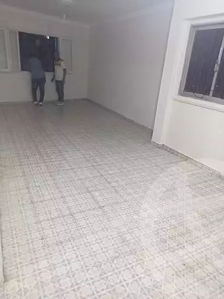 https://aqarmap.com.eg/ar/listing/7012756-for-rent-alexandria-miami