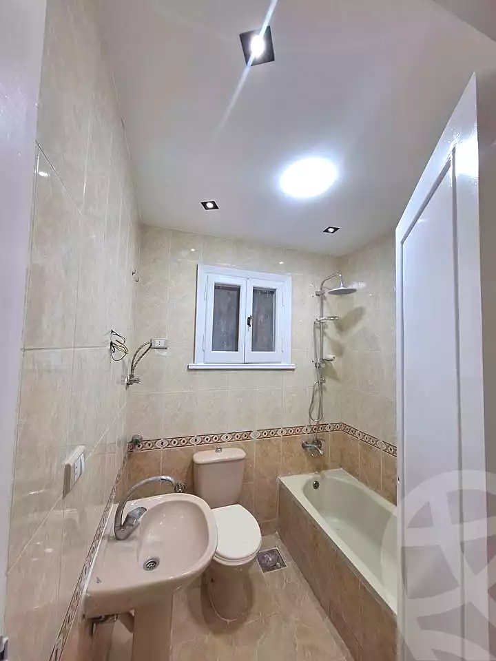 https://aqarmap.com.eg/en/listing/7013149-for-sale-alexandria-sydy-bshr-sydy-bshr-bhry-shr-khld-bn-lwlyd