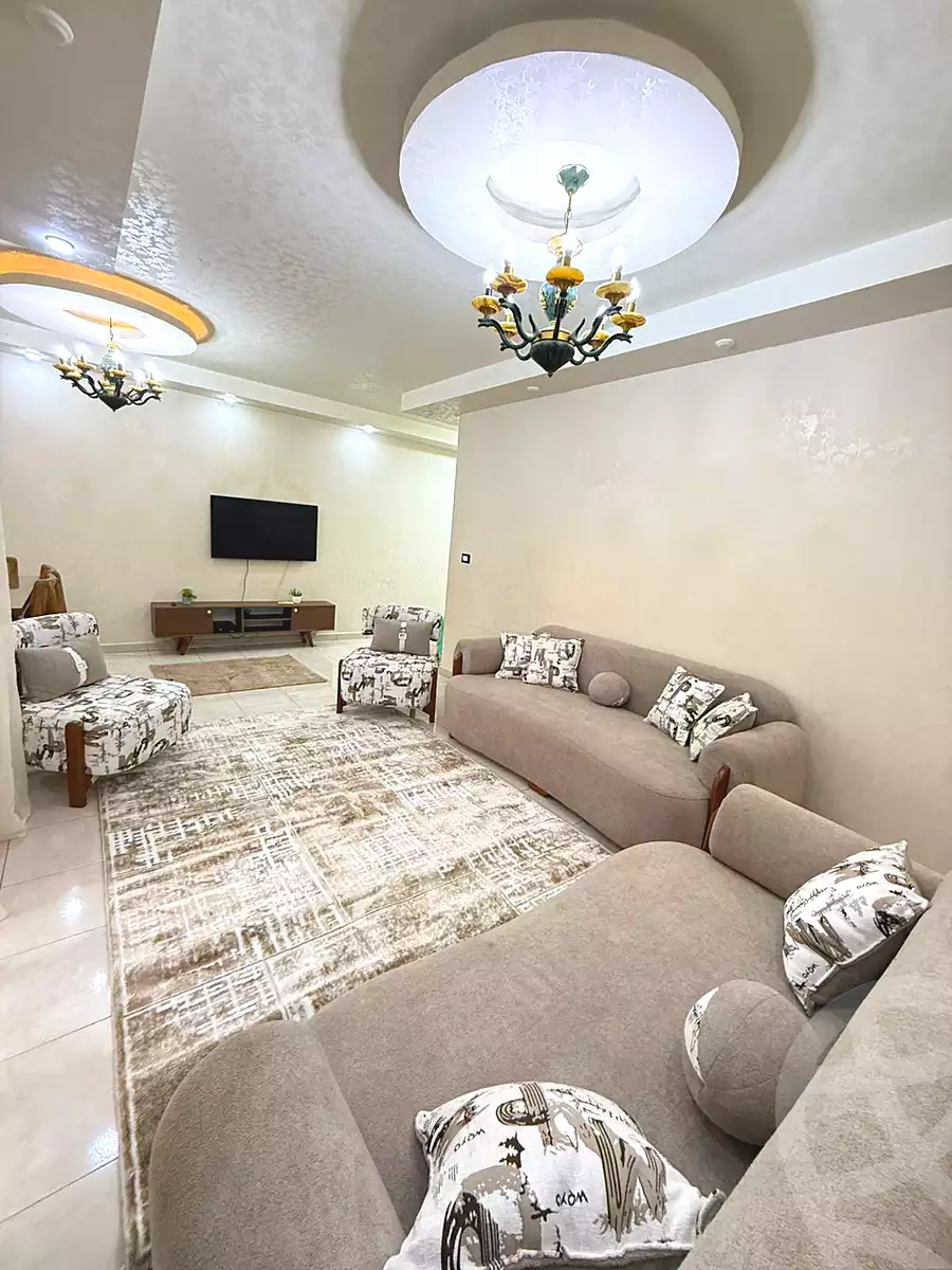 https://aqarmap.com.eg/ar/listing/7013385-for-rent-cairo-new-cairo-lrhb-city-phase-4-mostafa-el-nahaas-st