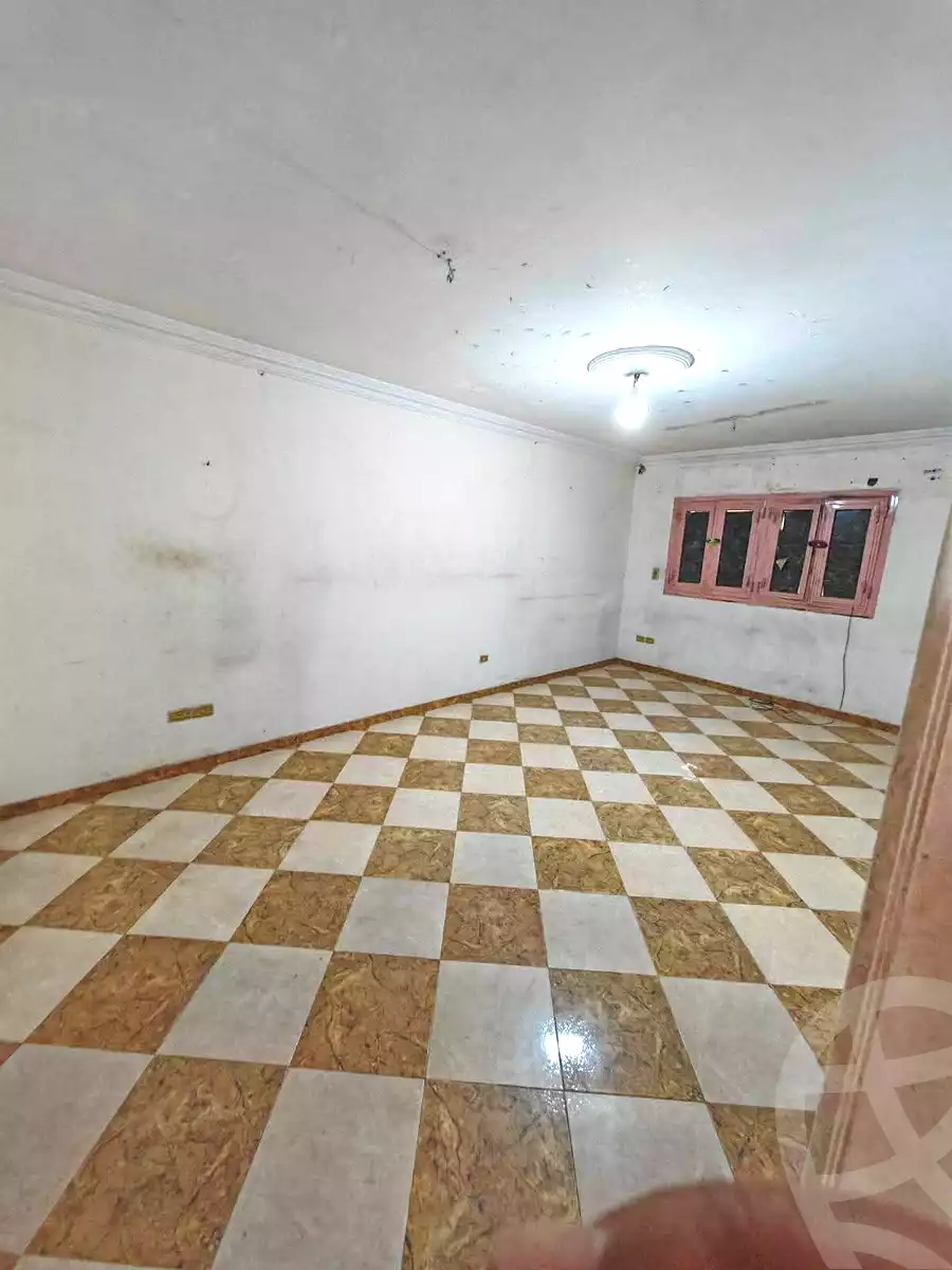 https://aqarmap.com.eg/en/listing/7013628-for-sale-cairo-helwan-helwan-el-sharkeya-khesro-basha-st