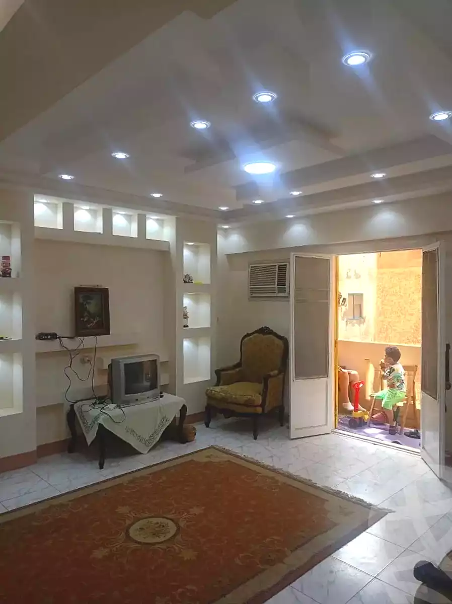 https://aqarmap.com.eg/ar/listing/7013903-for-sale-alexandria-al-agamy-lbytsh-bianchiii