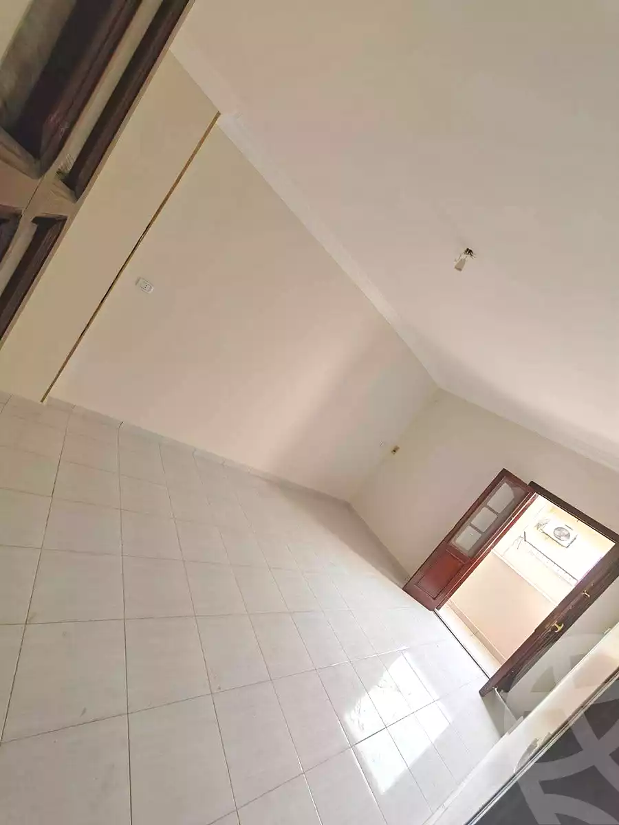 https://aqarmap.com.eg/ar/listing/7014191-for-sale-cairo-helwan-helwan-el-sharkeya-thabit-basha-st