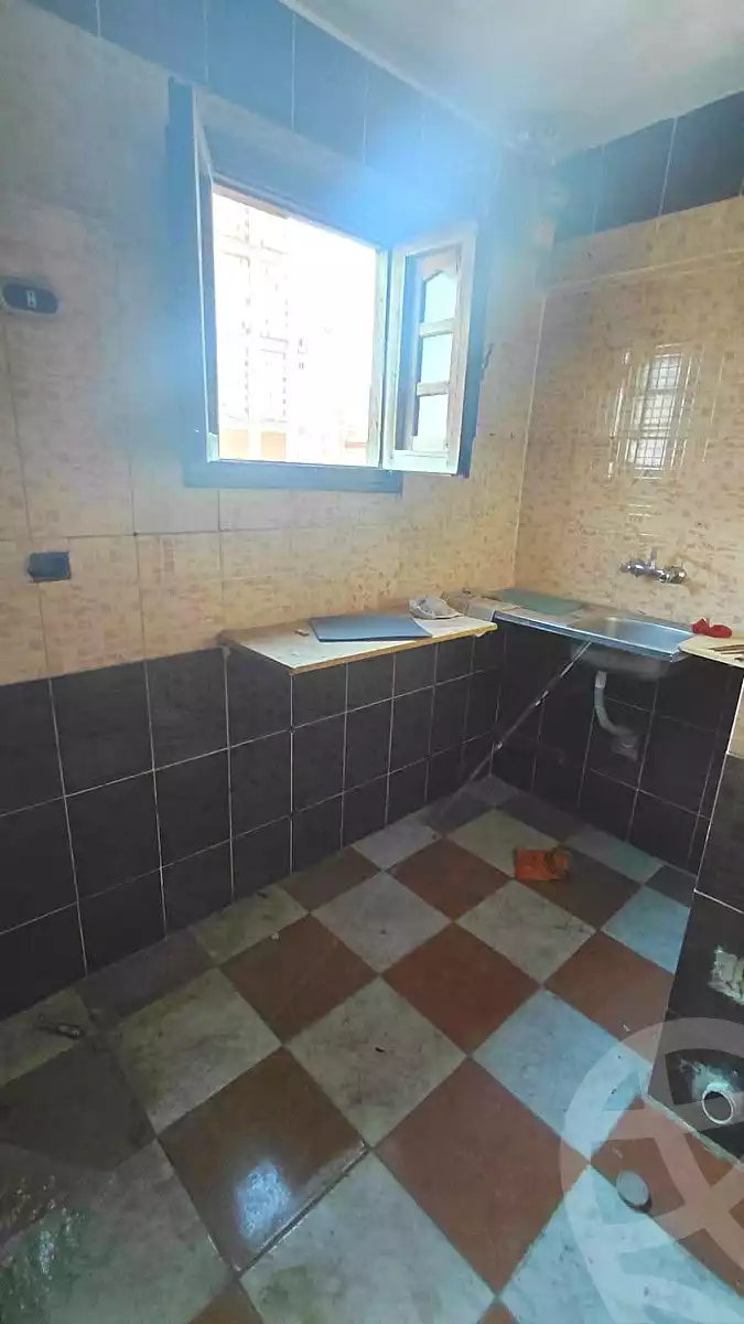 https://aqarmap.com.eg/ar/listing/7014214-for-sale-alexandria-sydy-bshr-shr-mlk-hfny