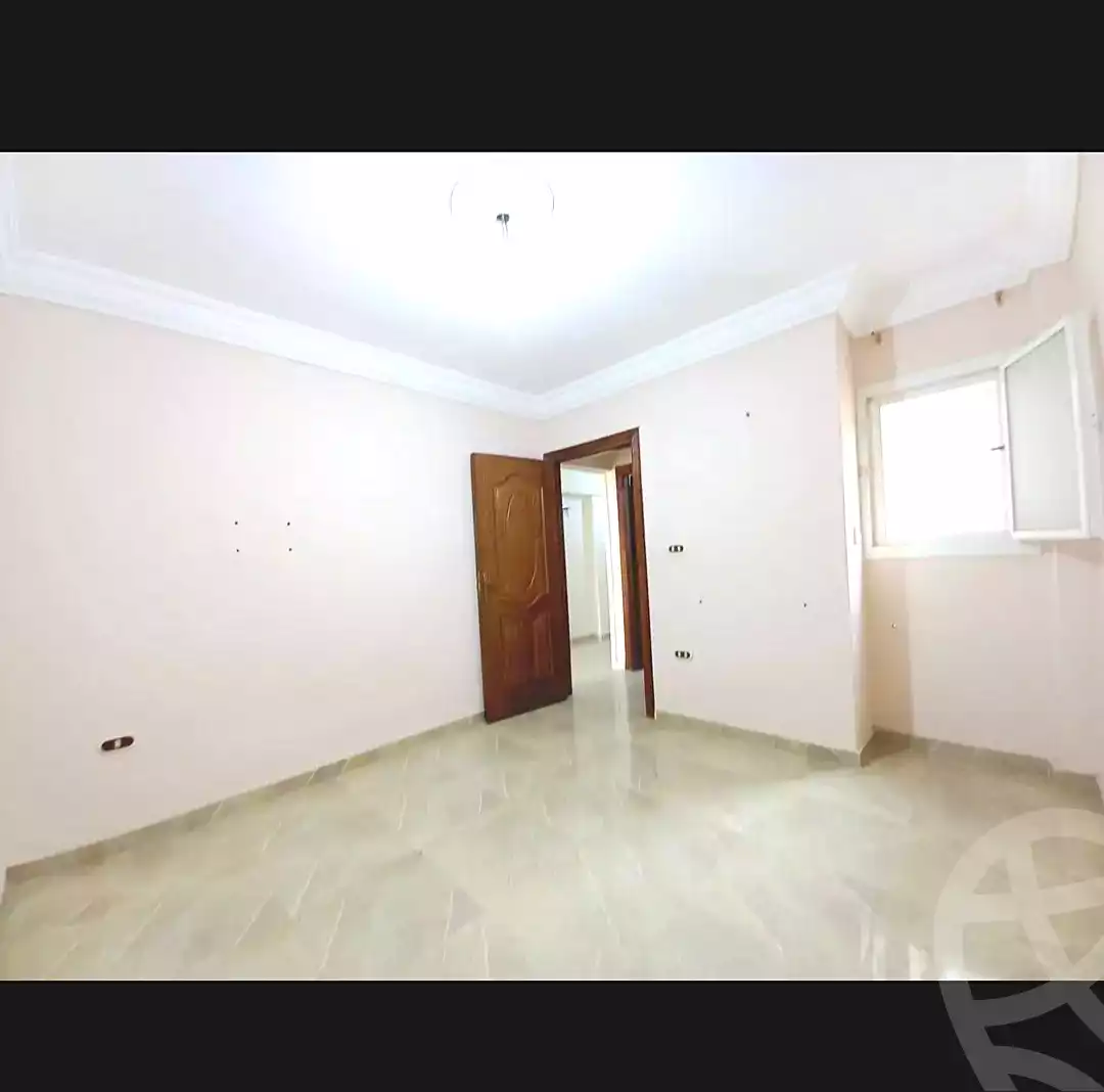 https://aqarmap.com.eg/en/listing/7014481-for-sale-alexandria-sydy-bshr-sydy-bshr-bhry-sidi-beshr-mosque-st