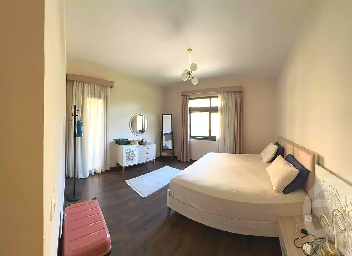 https://aqarmap.com.eg/ar/listing/7014654-for-rent-cairo-new-cairo-compounds-mivida-mivida-parcel