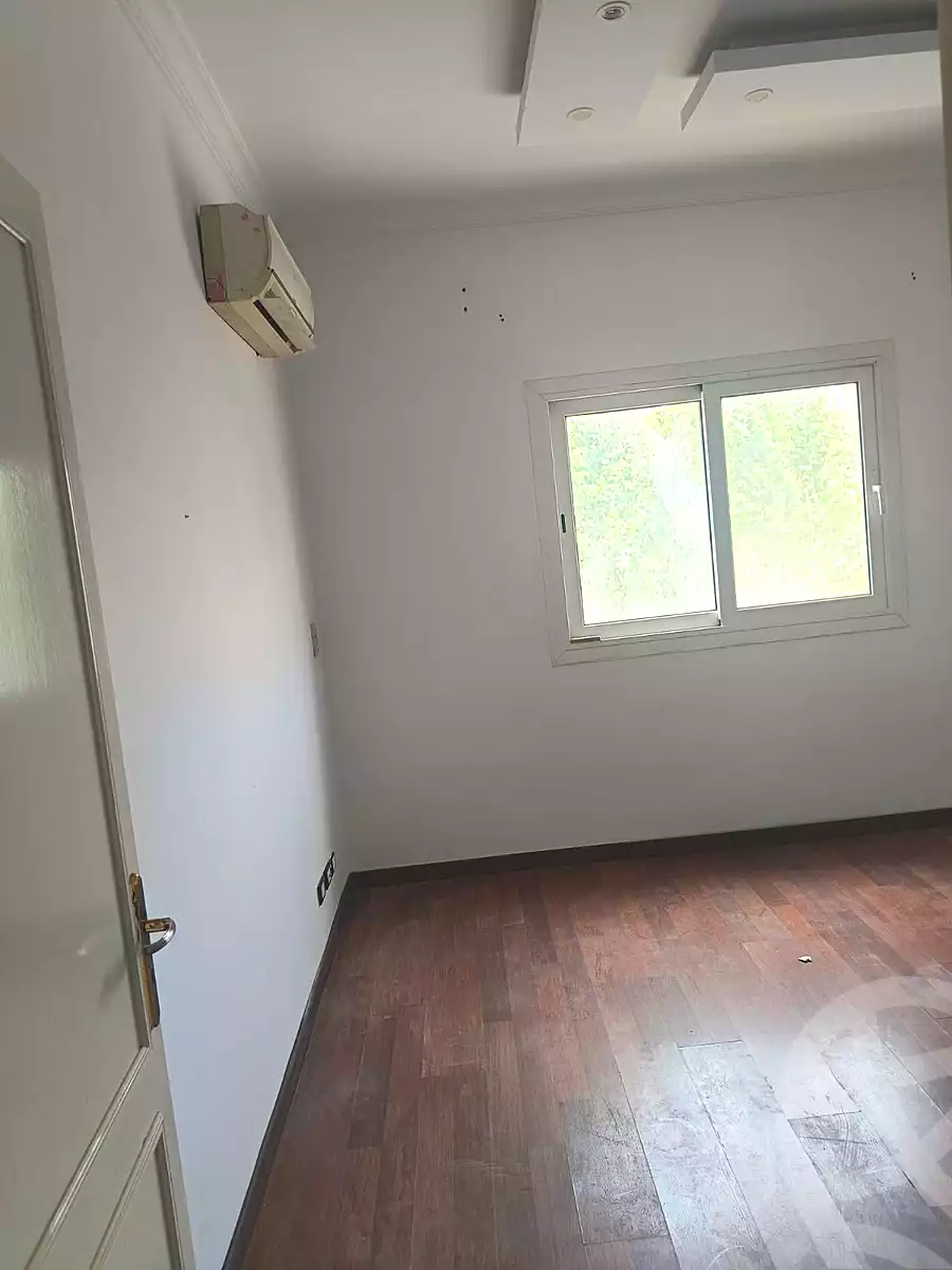https://aqarmap.com.eg/en/listing/7014801-for-rent-cairo-new-cairo-lrhb-city-phase-8