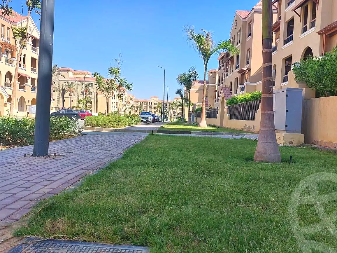 https://aqarmap.com.eg/ar/listing/7014780-for-sale-cairo-el-shorouk-compounds-maadi-view