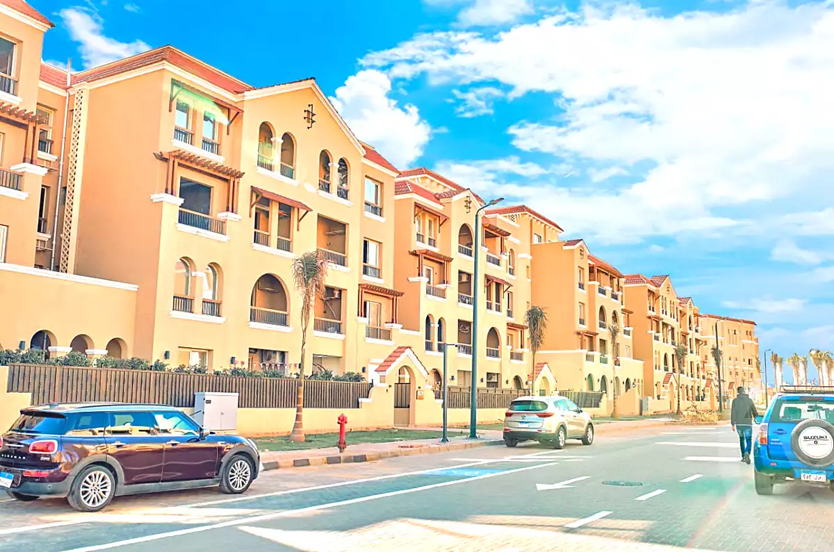 https://aqarmap.com.eg/en/listing/7014782-for-sale-cairo-el-shorouk-compounds-maadi-view