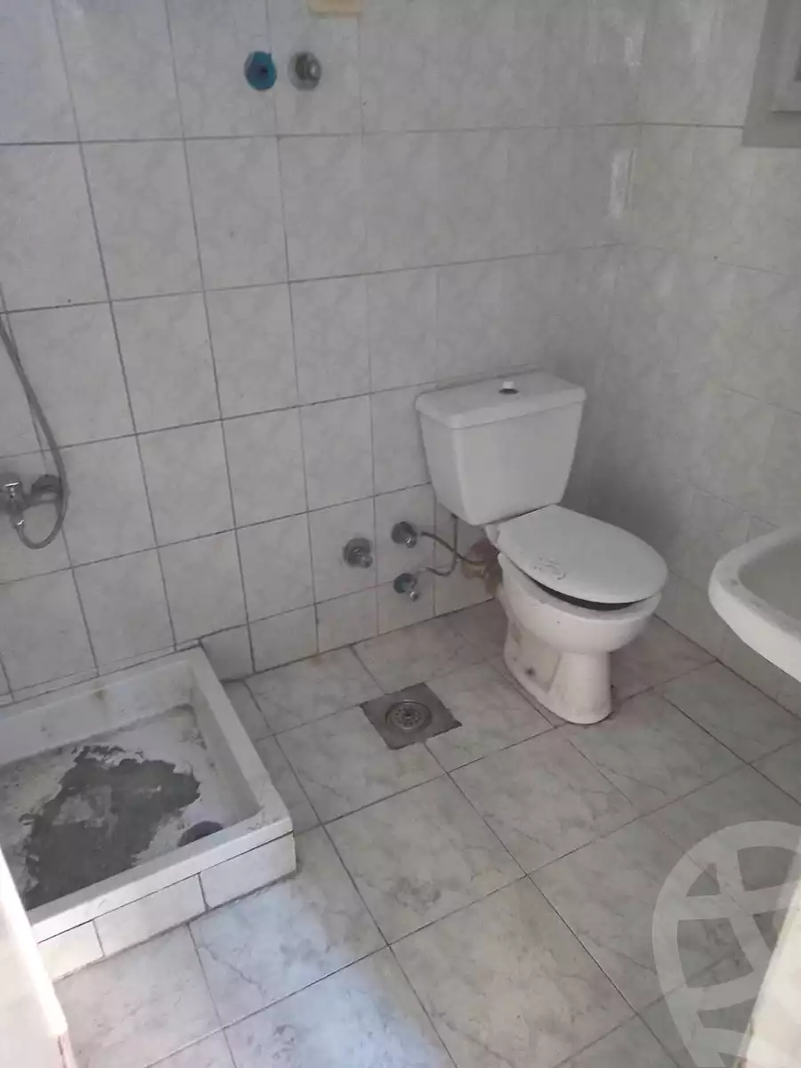 https://aqarmap.com.eg/ar/listing/7015067-for-sale-alexandria-el-mandara-nabawy-al-mohandes-st