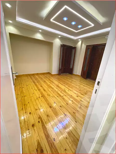 https://aqarmap.com.eg/ar/listing/7015403-for-sale-alexandria-miami-ibn-moeslh-al-arman-st