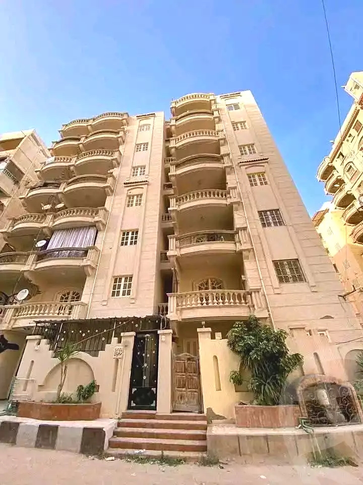 https://aqarmap.com.eg/ar/listing/7015444-for-sale-alexandria-al-agamy-shataa-el-nakheel