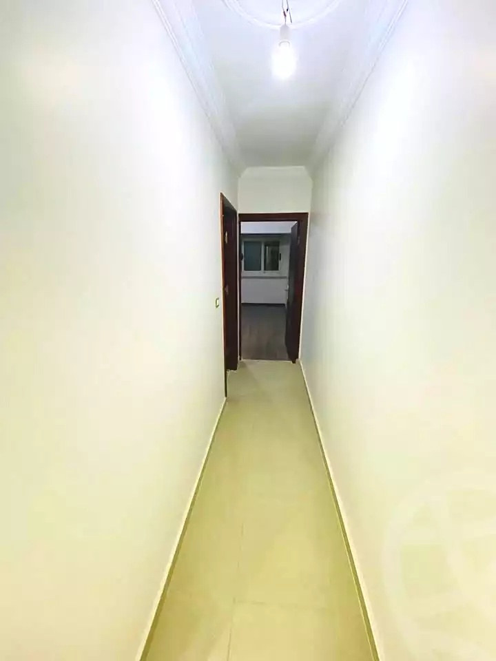https://aqarmap.com.eg/ar/listing/7015465-for-sale-alexandria-el-mandara-alex-el-mandara-bahri-sidi-kamal-st