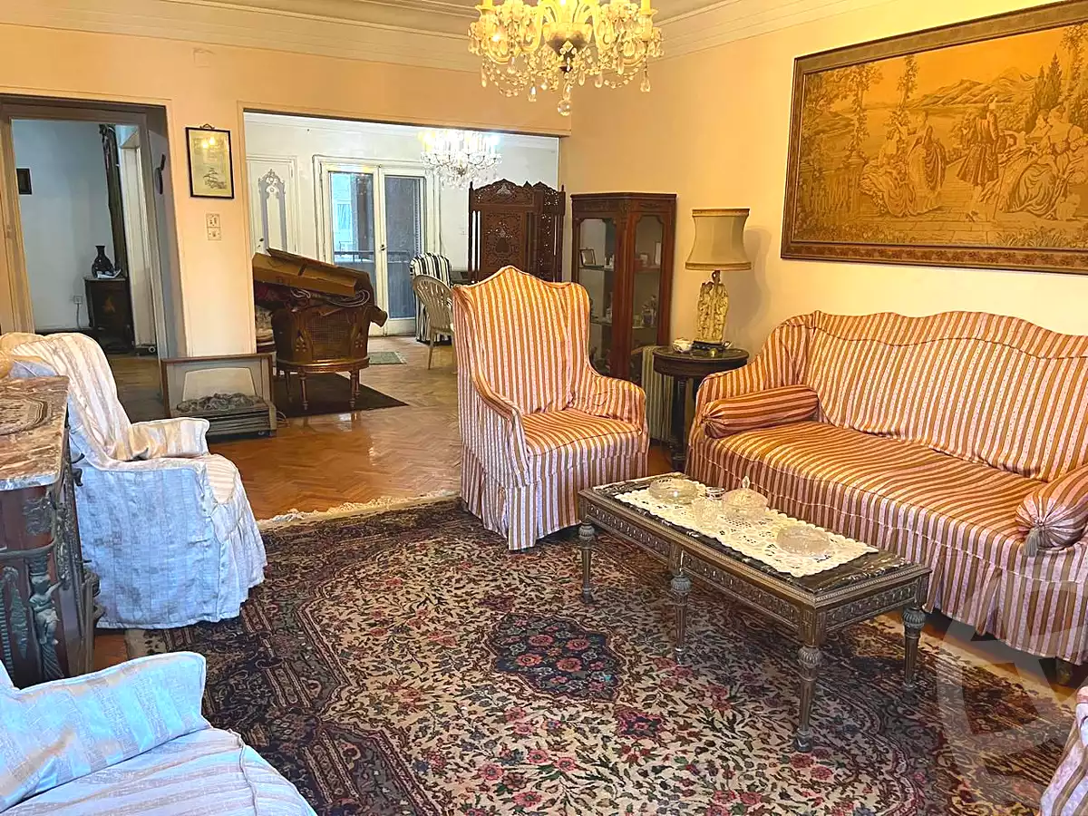 https://aqarmap.com.eg/ar/listing/7015549-for-sale-cairo-ljyz-shareaa-morad  charel degol
