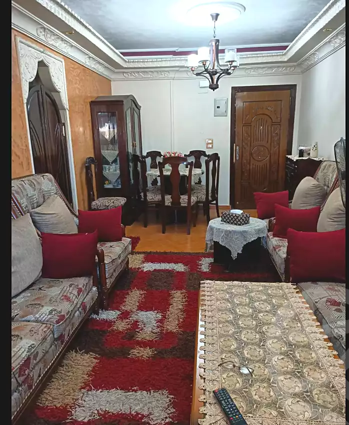 https://aqarmap.com.eg/en/listing/7016032-for-sale-cairo-helwan-rostom-st