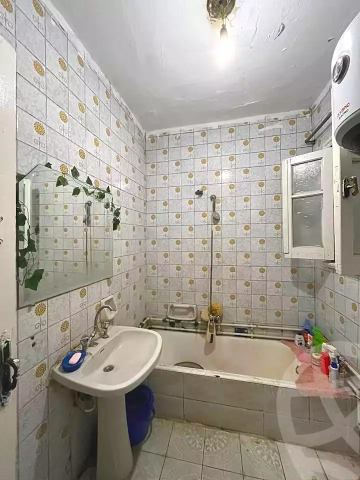 https://aqarmap.com.eg/ar/listing/7016060-for-sale-alexandria-bolekly-ibrahim-rady-st