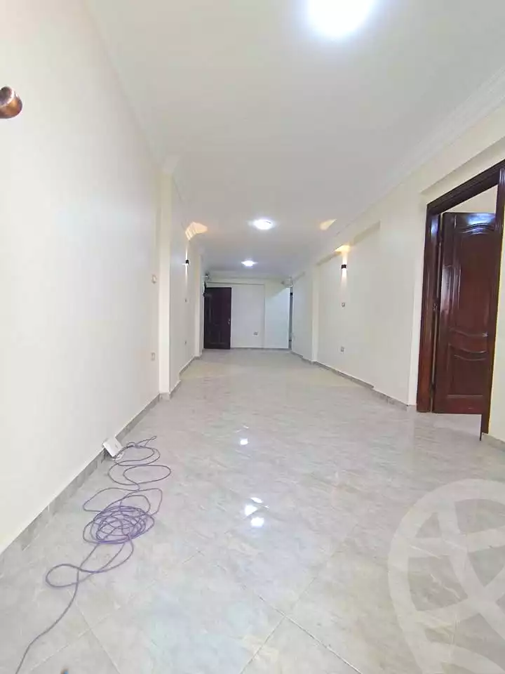 https://aqarmap.com.eg/ar/listing/7016125-for-sale-alexandria-bw-qyr-street-10