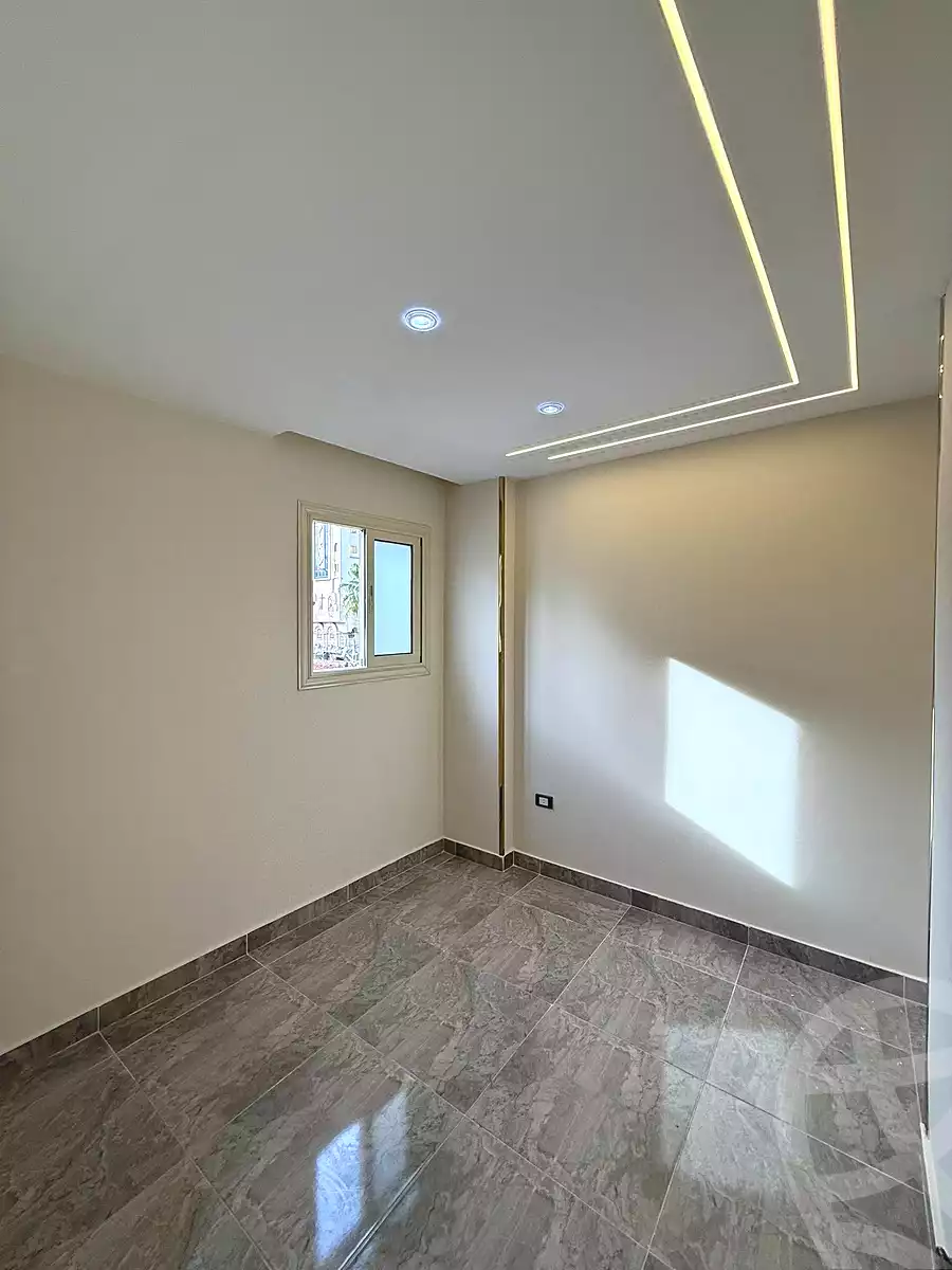 https://aqarmap.com.eg/ar/listing/7016240-for-sale-alexandria-sydy-bshr-sydy-bshr-bhry-khalil-hamada-st