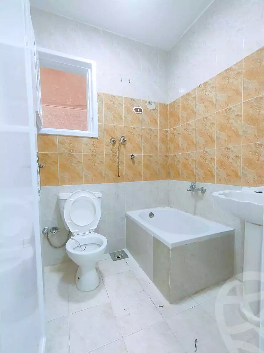https://aqarmap.com.eg/ar/listing/7016243-for-sale-alexandria-al-agamy-shataa-el-nakheel