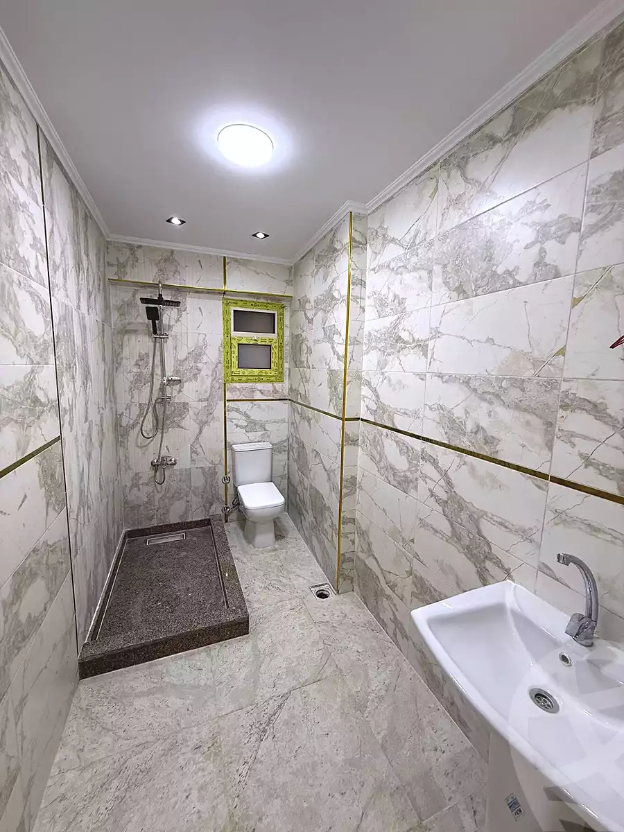 https://aqarmap.com.eg/ar/listing/7016261-for-sale-alexandria-sydy-bshr-sydy-bshr-bhry-street-15