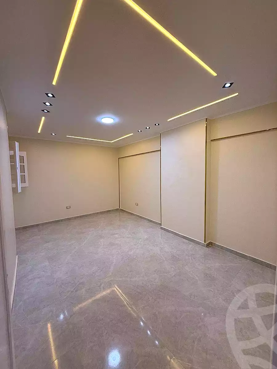 https://aqarmap.com.eg/ar/listing/7016261-for-sale-alexandria-sydy-bshr-sydy-bshr-bhry-street-15
