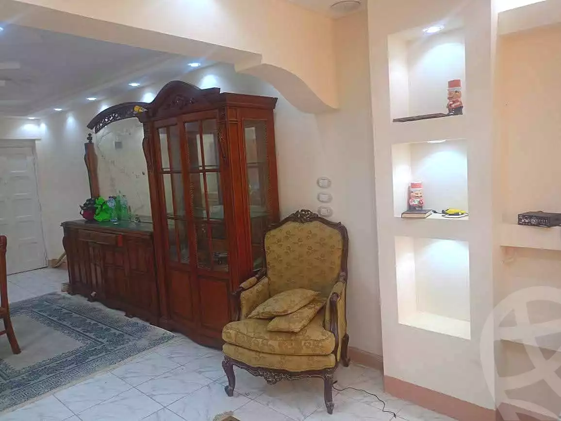 https://aqarmap.com.eg/ar/listing/7016396-for-sale-alexandria-al-agamy-lbytsh-bianchiii