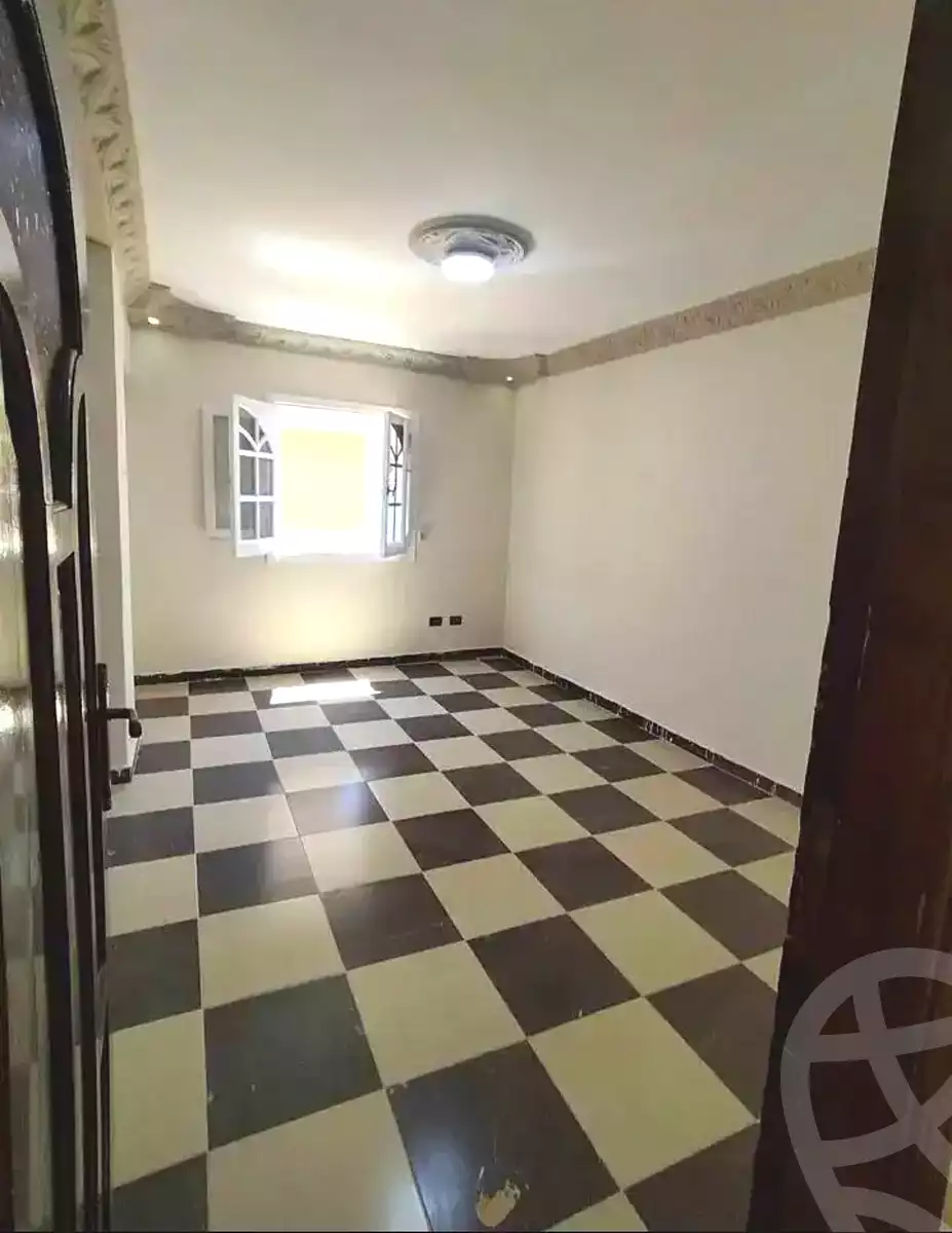 https://aqarmap.com.eg/en/listing/7016513-for-sale-alexandria-al-agamy-bw-ywsf