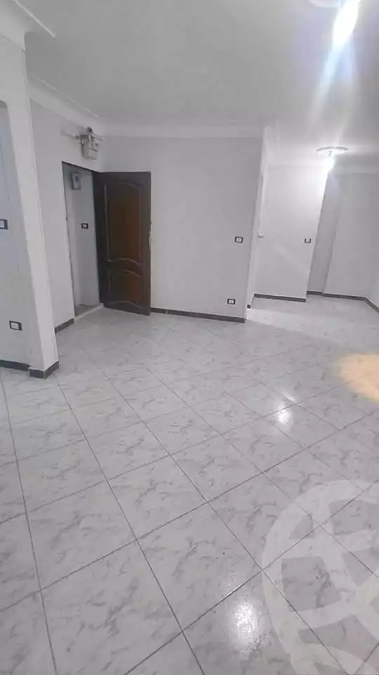 https://aqarmap.com.eg/ar/listing/7016757-for-sale-alexandria-sydy-bshr-sydy-bshr-bhry-shr-mhmd-njyb