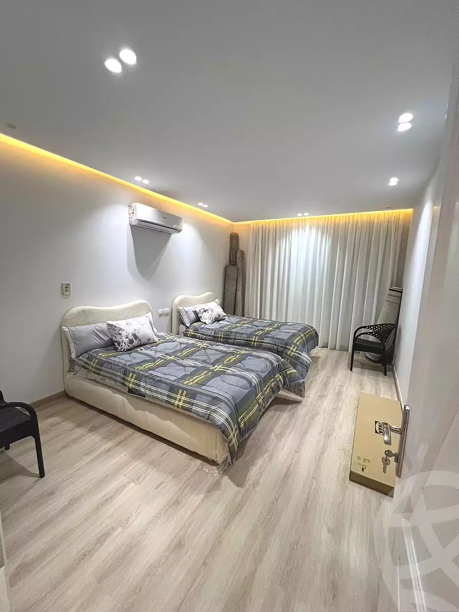 https://aqarmap.com.eg/en/listing/7017047-for-rent-cairo-new-cairo-lrhb-city-phase-7