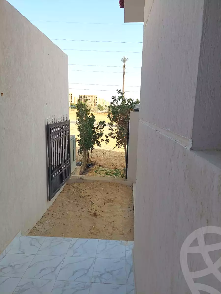 https://aqarmap.com.eg/ar/listing/7017655-for-sale-cairo-6th-of-october-el-tawsaat-el-shamalya-hy-2000-qt