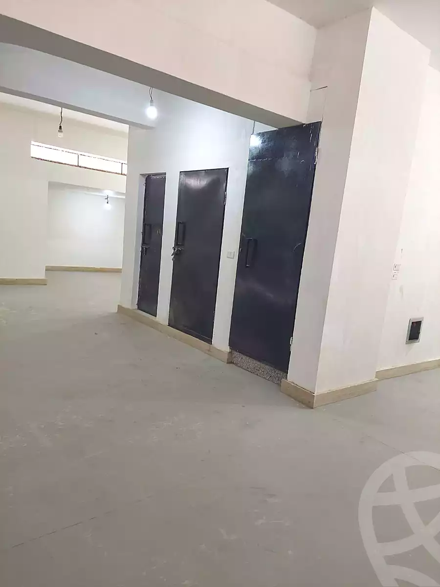 https://aqarmap.com.eg/ar/listing/7017655-for-sale-cairo-6th-of-october-el-tawsaat-el-shamalya-hy-2000-qt