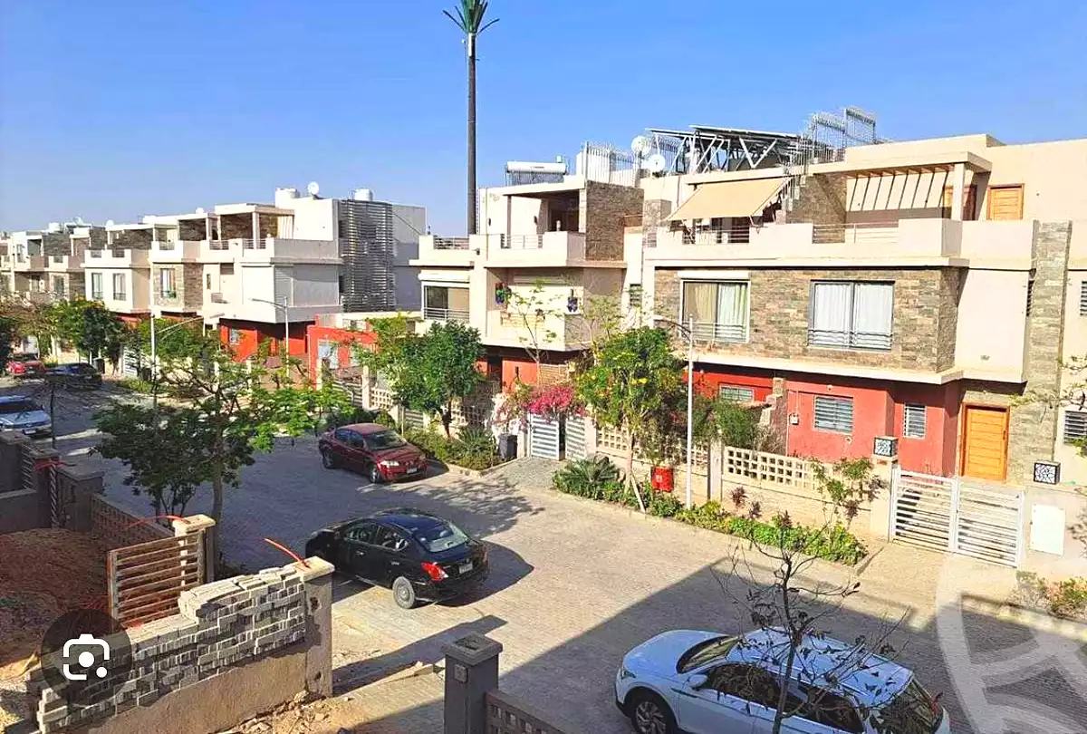https://aqarmap.com.eg/en/listing/7017677-for-sale-cairo-6th-of-october-compounds-reem-residence
