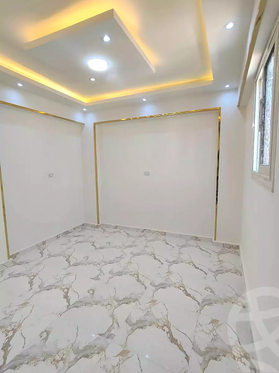 https://aqarmap.com.eg/ar/listing/7017848-for-sale-alexandria-sydy-bshr-shr-mlk-hfny