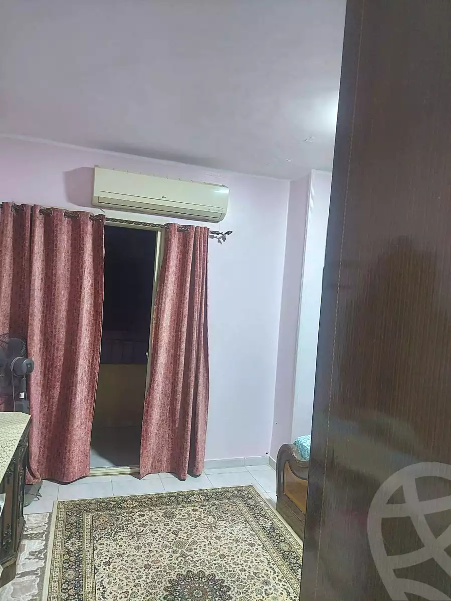 https://aqarmap.com.eg/ar/listing/7018126-for-sale-cairo-helwan-ahmed-enci-st