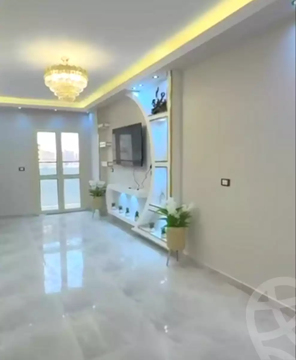https://aqarmap.com.eg/ar/listing/7019135-for-sale-cairo-ain-shams-ahmed-esmat-st