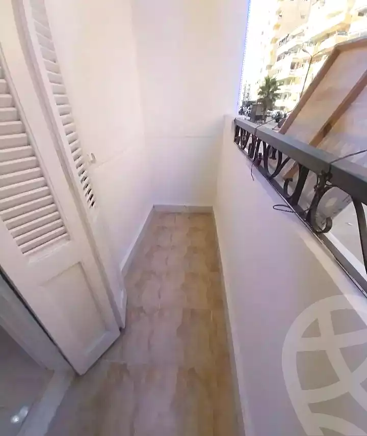 https://aqarmap.com.eg/ar/listing/7019351-for-sale-alexandria-al-agamy-shataa-el-nakheel-street-63