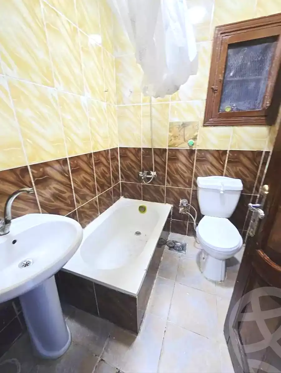 https://aqarmap.com.eg/en/listing/7019613-for-sale-alexandria-al-agamy-shataa-el-nakheel