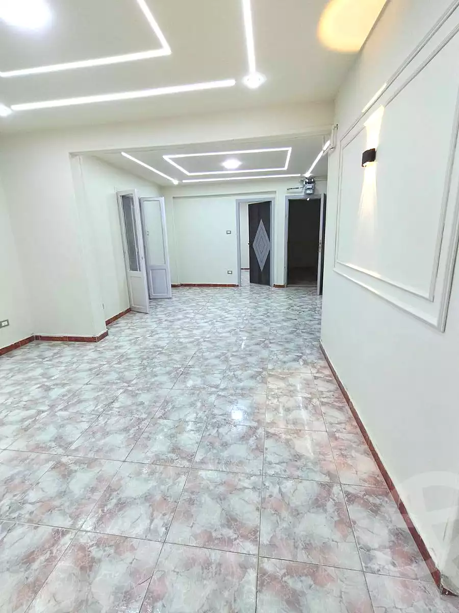 https://aqarmap.com.eg/en/listing/7019902-for-sale-alexandria-miami-45-street