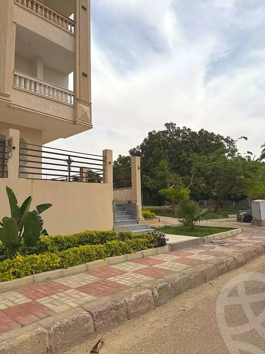 https://aqarmap.com.eg/ar/listing/7020032-for-sale-cairo-el-shorouk-lhy-lsb-neighbourhood-1