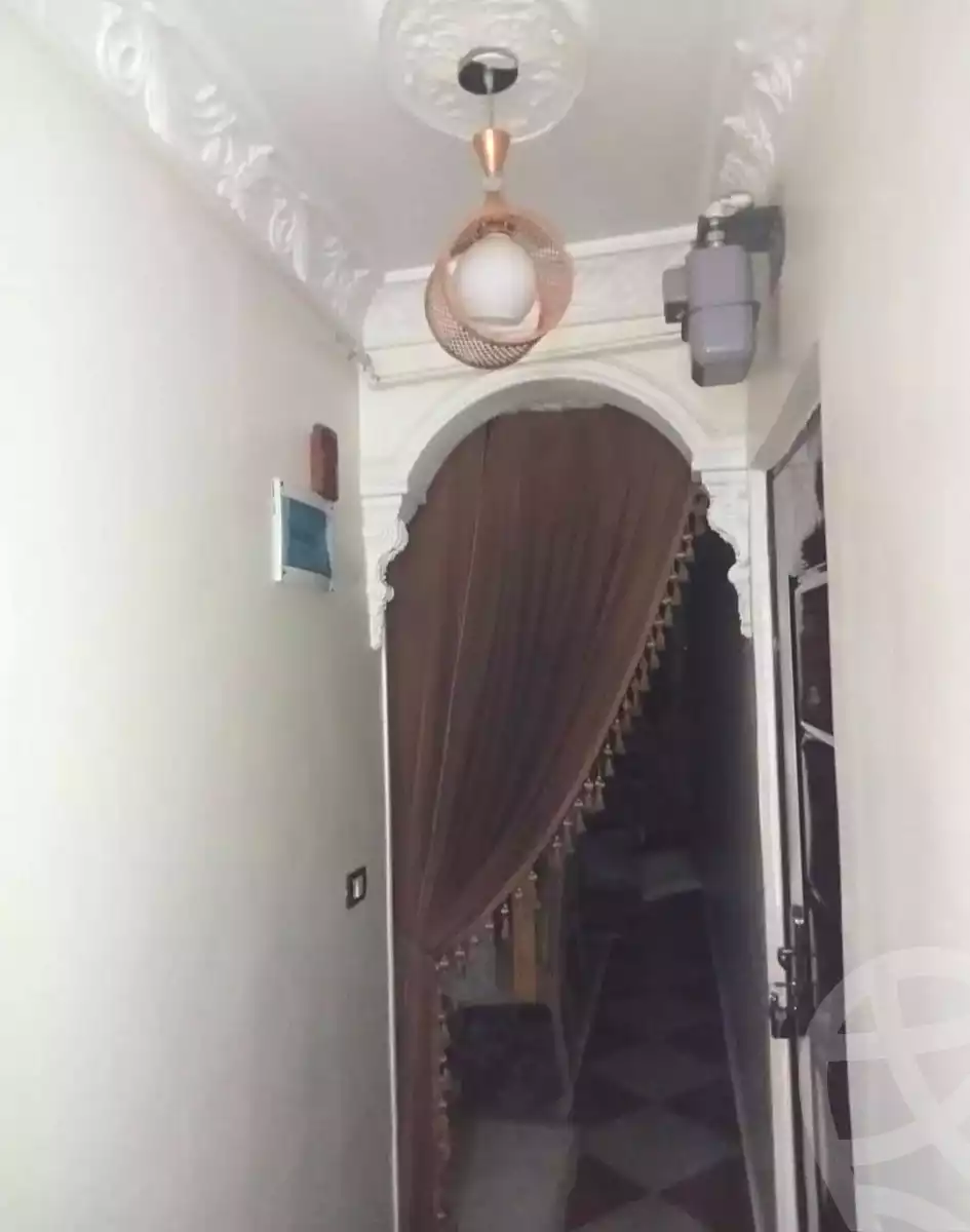 https://aqarmap.com.eg/en/listing/7020166-for-sale-alexandria-al-agamy-el-hanouvel-abo-bakr-el-sedeek-st