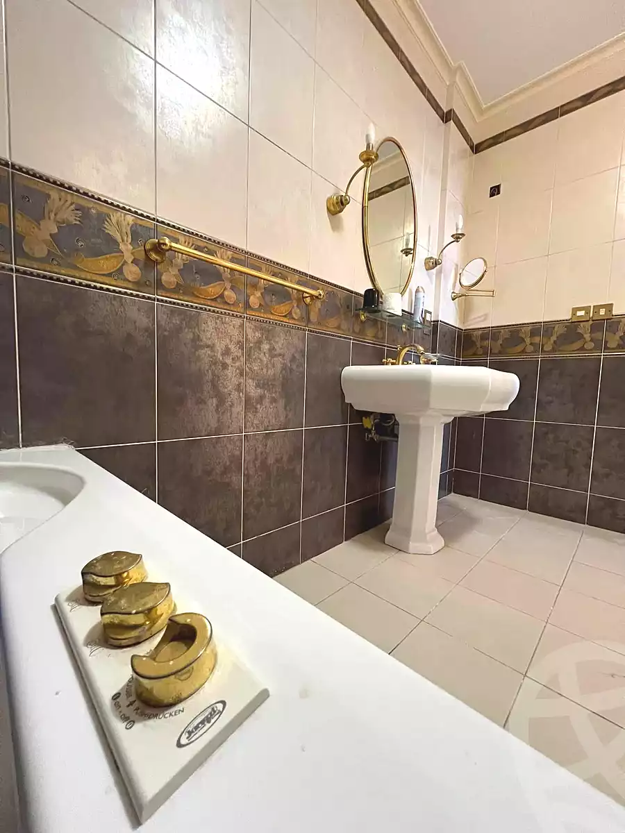 https://aqarmap.com.eg/ar/listing/7020364-for-sale-alexandria-el-montazah-sheraton-towers