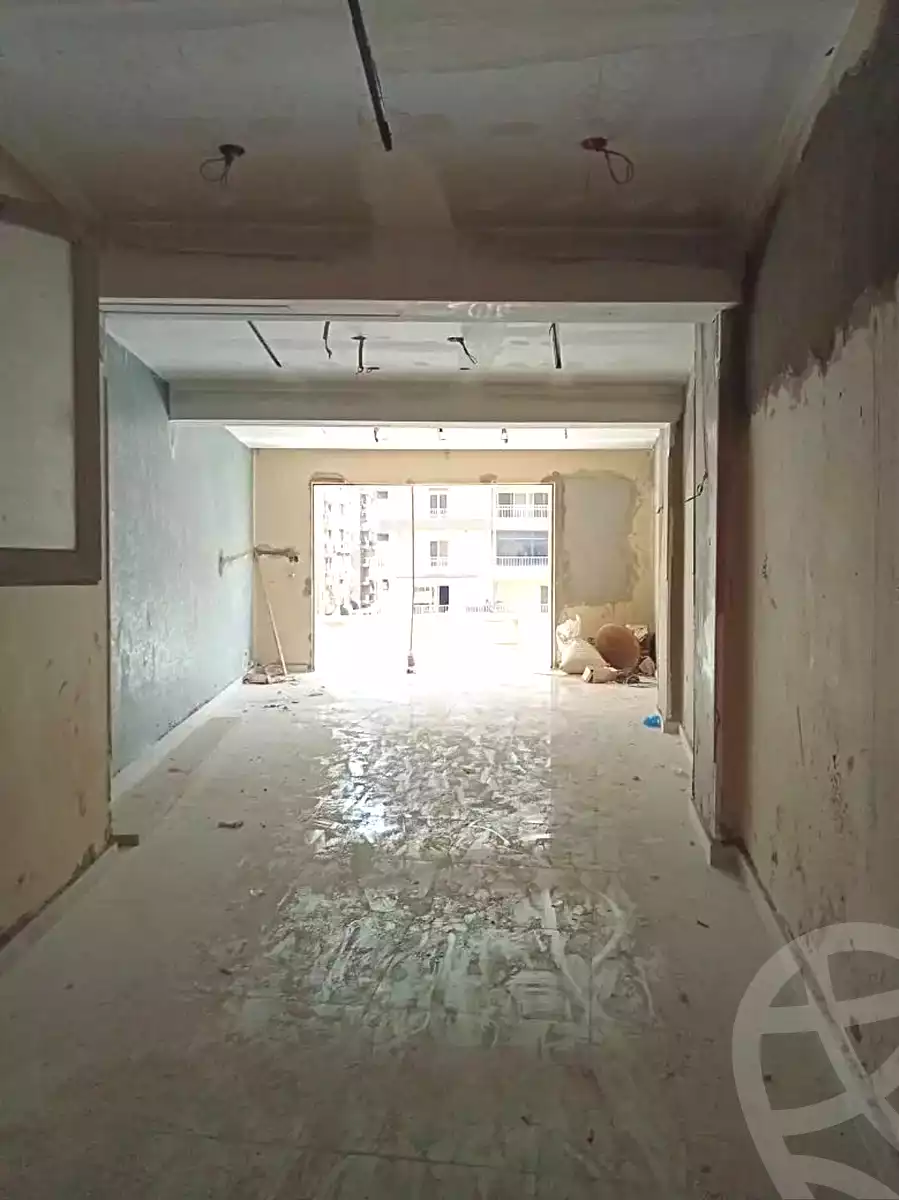 https://aqarmap.com.eg/ar/listing/7020450-for-sale-alexandria-el-asafra-shr-45