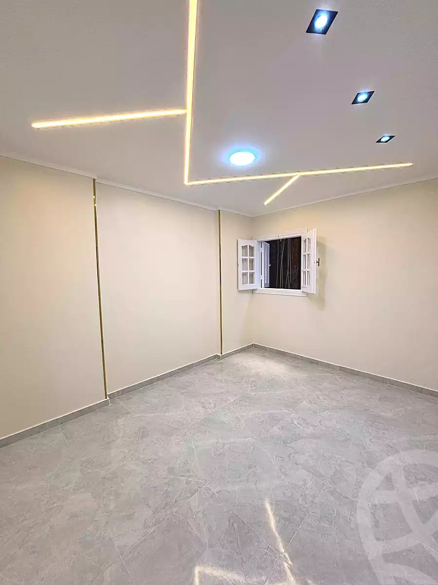https://aqarmap.com.eg/en/listing/7020549-for-sale-alexandria-sydy-bshr-sydy-bshr-bhry-street-15